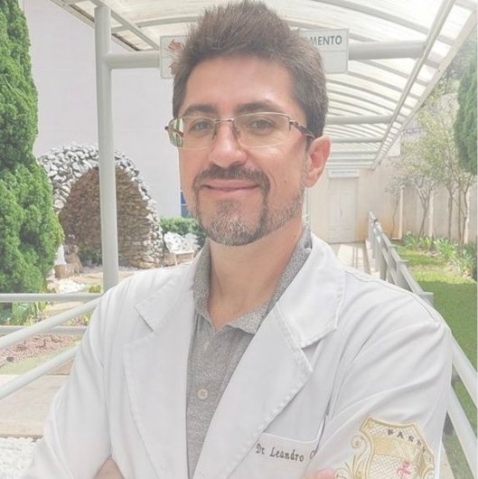 Dr. Leandro de Oliveira Costa