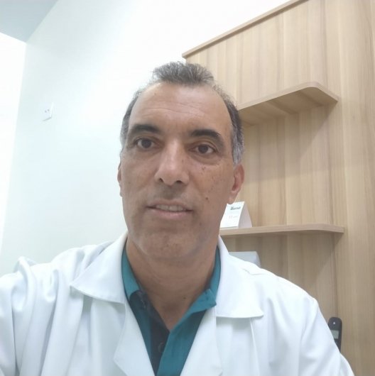 Dr. William Pio Martins