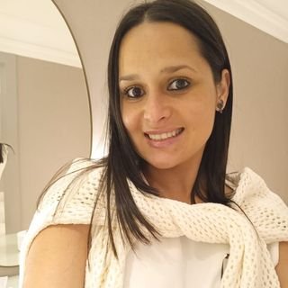 Dr. Flávia Elaine Pereira da Silva