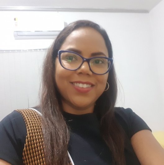 Dra. Nayma Macedo