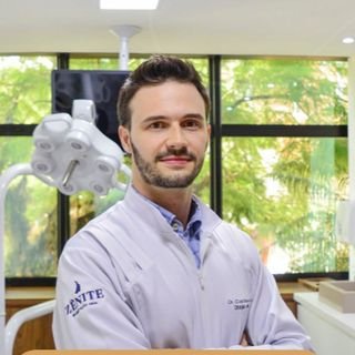 Dr. Gustavo Manini