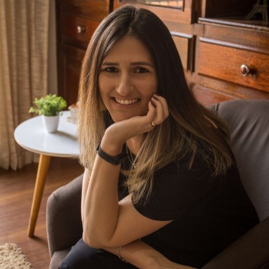 Carolina Lemos Abreu Silveira