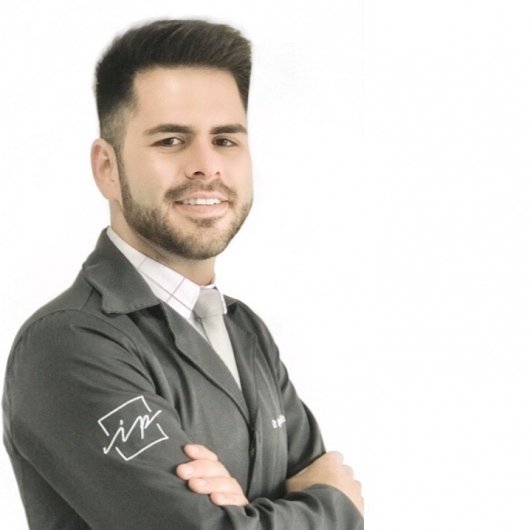 Dr. Iago Pereira