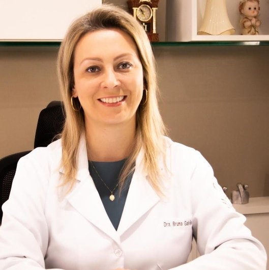 Dra. Bruna Coelho Galvao Marinho