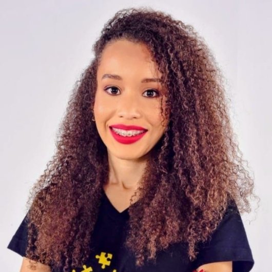 Dra. Jennyfer Pereira Gonçalves de Assis