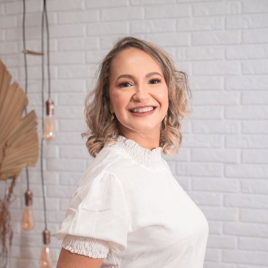 Dra. Cristiane Ferreira