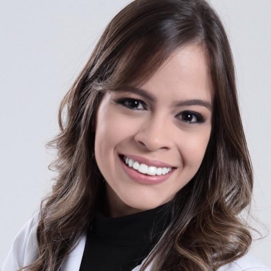 Dra. Ana Tereza Silveira Zica