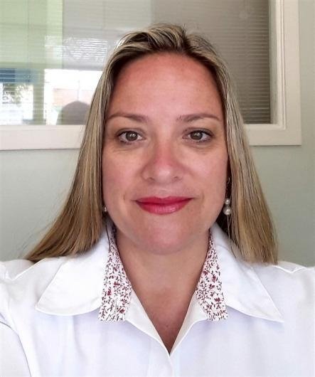 Dra. Cláudia Gomes Consalter