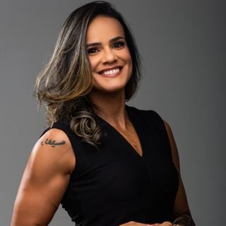 Dra. Dayane di Araújo
