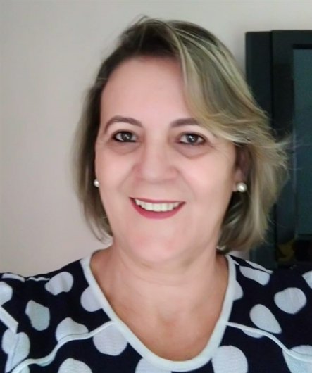 Girlene Maria de Moura Carneiro