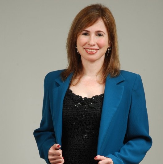 Dra. Valeria Cristiane Galvão Vallesquino