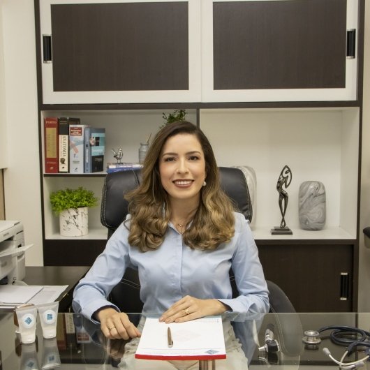 Dra. Amanda Umbelino