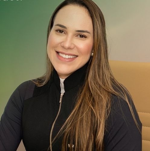 Dra. Andrezza Teixeira