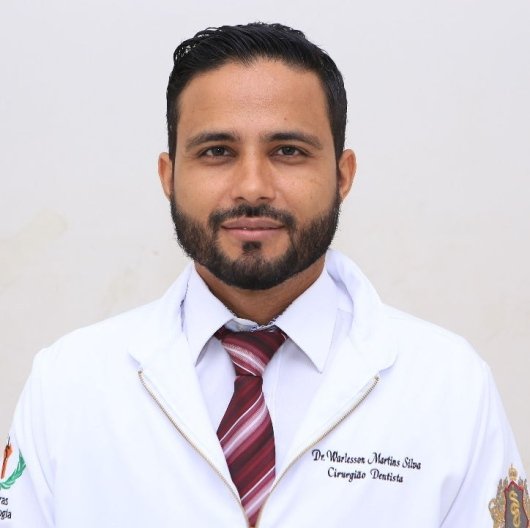 Dr. Warlesson Martins
