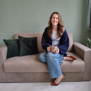 Laura Hipolito Carrara