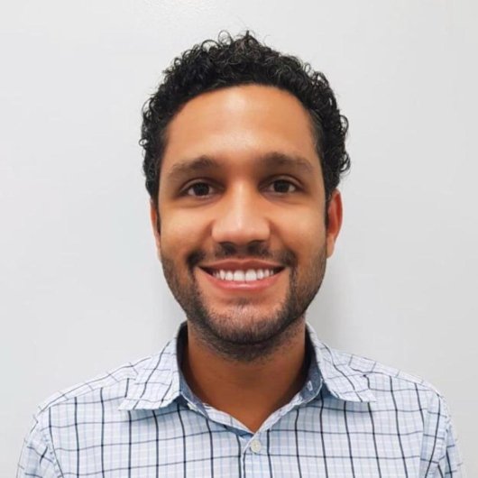 Dr. Filipe Medeiros
