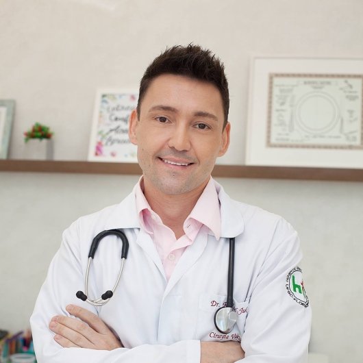 Dr. Rafael Juk