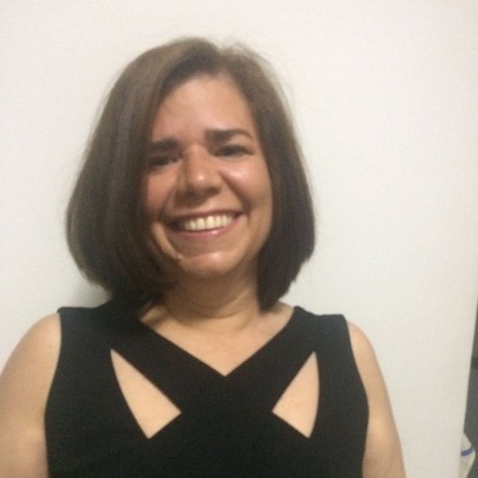 Flávia dos Anjos