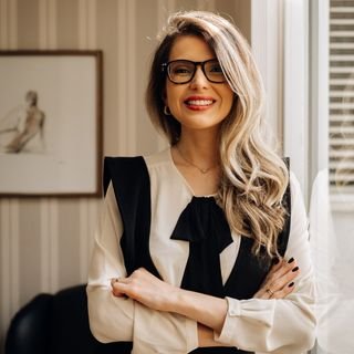 Dra. Fernanda Simines Nascimento