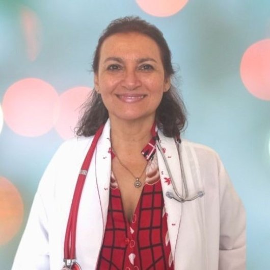 Dra. Carla Pacheco de Brito