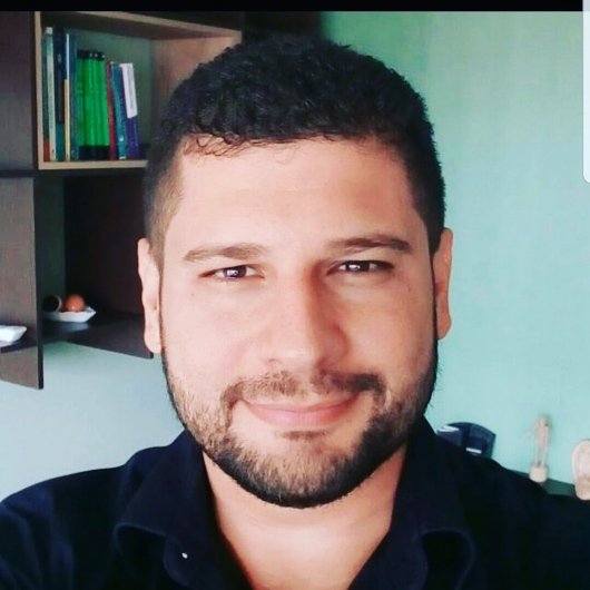 Dr. Renato Azevedo