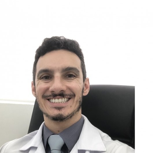 Dr. Diego Rafael Oliveira