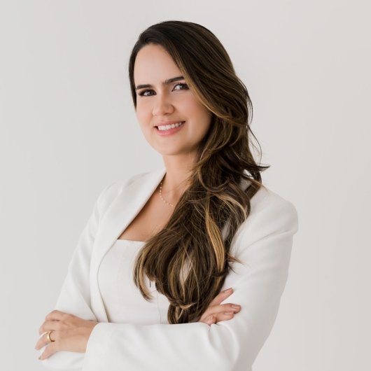 Dra. Aline Aguiar