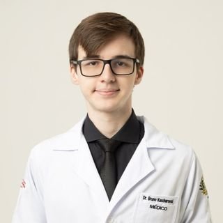Dr. Bruno Floriani da Costa Kascharowski .