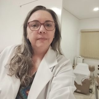 Dra. Andrea Pinheiro