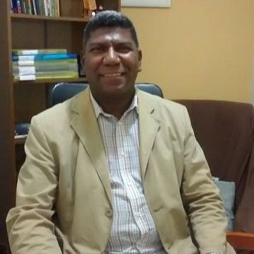 Dr. Alexander de Paula Barnabés