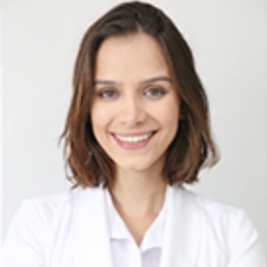 Dra. Bethânia Soares