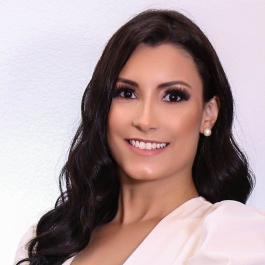 Dra. Natalia Capela