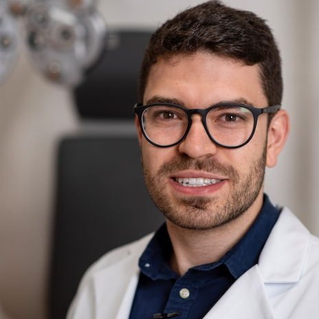 Dr. Plínio Abreu