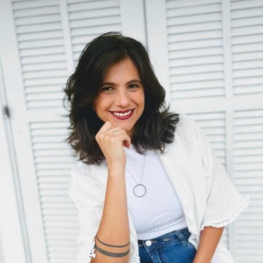 Prof. Natalie Demoliner