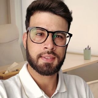 Dr. Bruno Meireles Dias