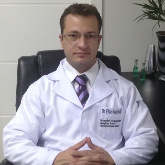 Dr. Elton Andreolla