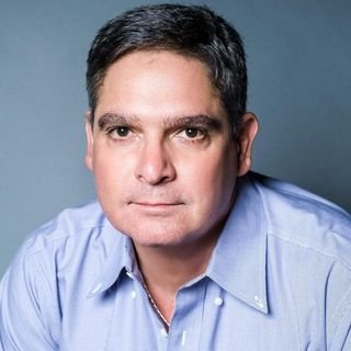 Dr. Augusto Tinoco