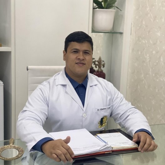 Dr. Elieverton Lopes