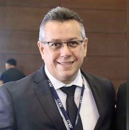 Dr. Fábio Santana de Oliveira