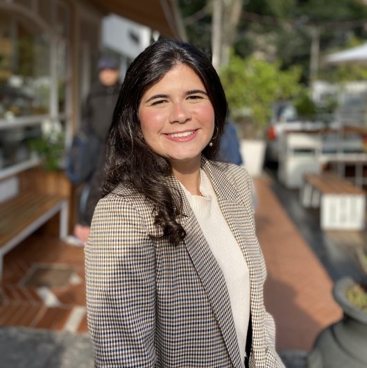 Dra. Giuliana Mendes