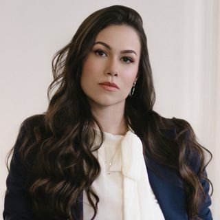 Dra. Vivian Figueiredo