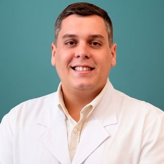 Dr. Artur de Paula Santos