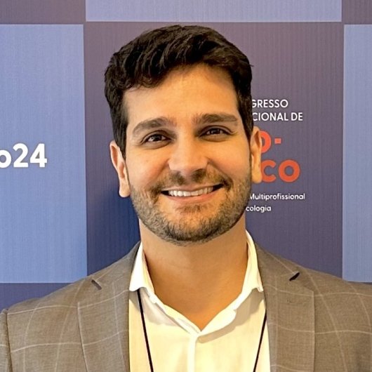 Dr. Thiago Ávila