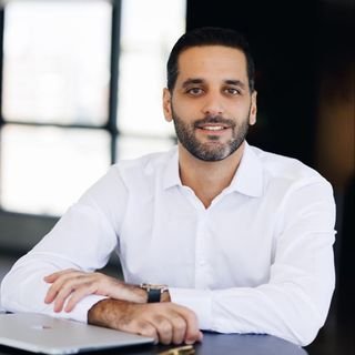 Dr. Luiz Roberto Soares De Araujo Filho