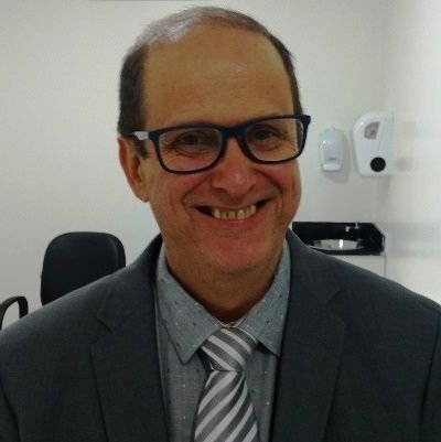 Dr. Aderbal Mendes Freire D'Aguiar
