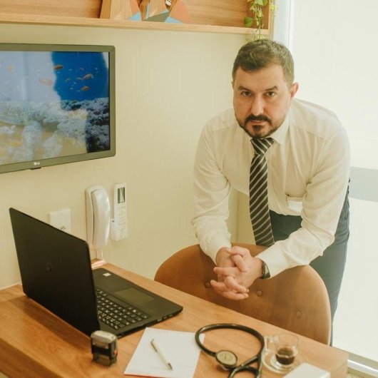 Dr. Rafael Tostes