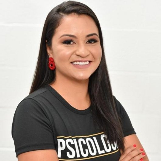 Monique Regis Muniz Cesconeto