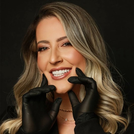 Dra. Andreza Moreira