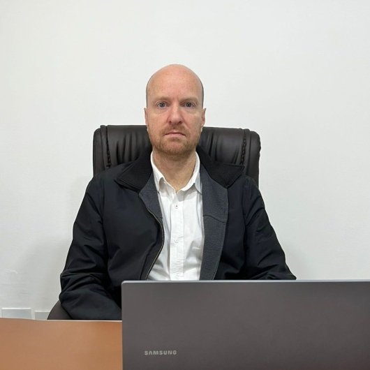 Dr. Guilherme Rebessi
