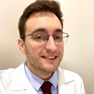 Dr. Mateus Bracco